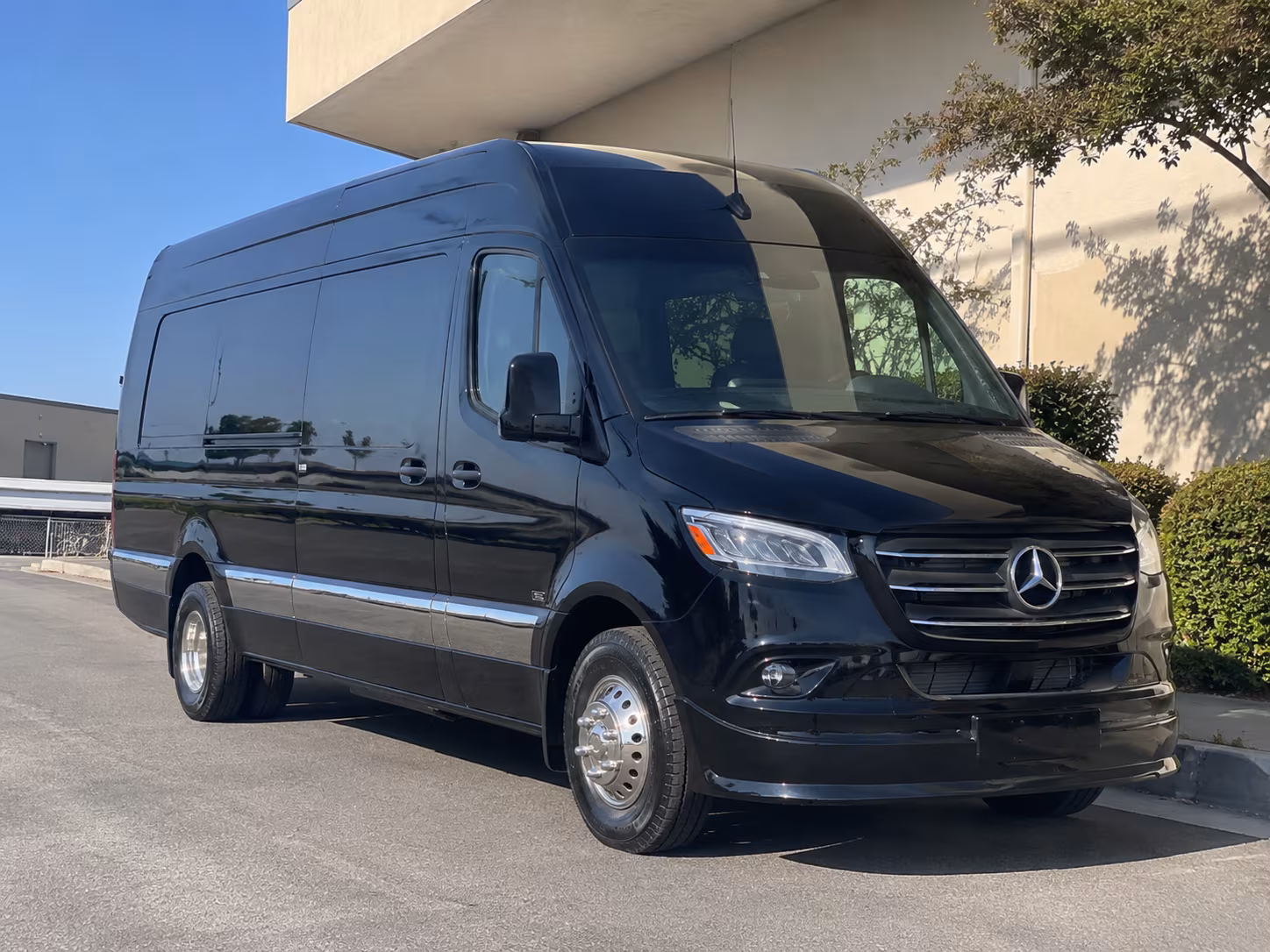 bus rental options for tampa trips