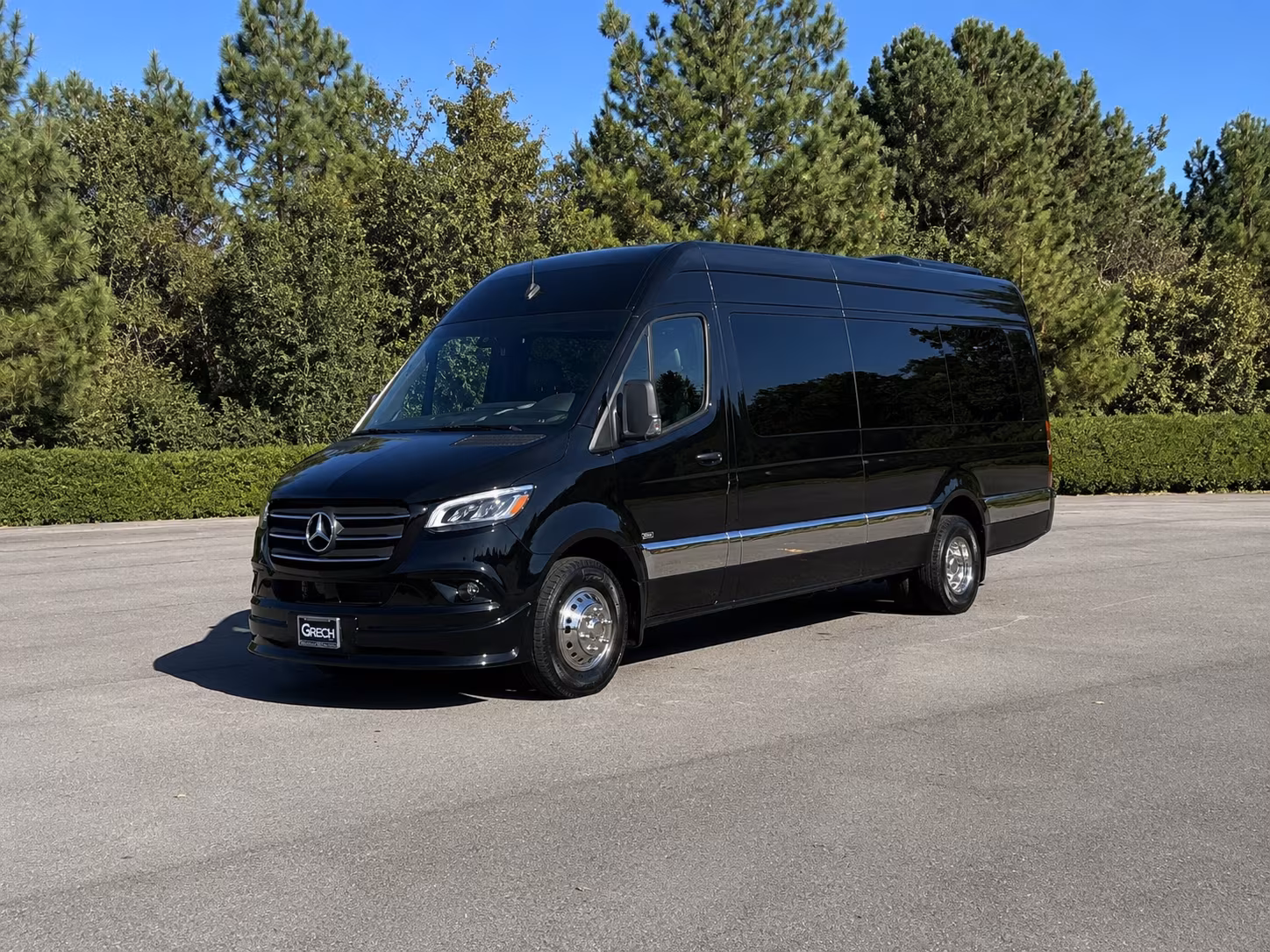 reserve transportation for your next prom 3