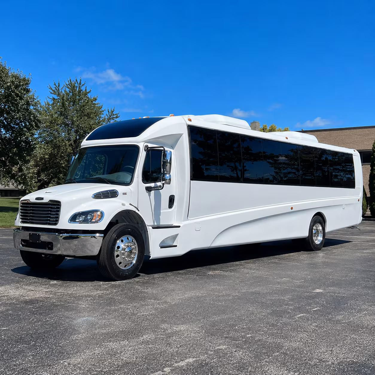 tampa 30 passenger minibus