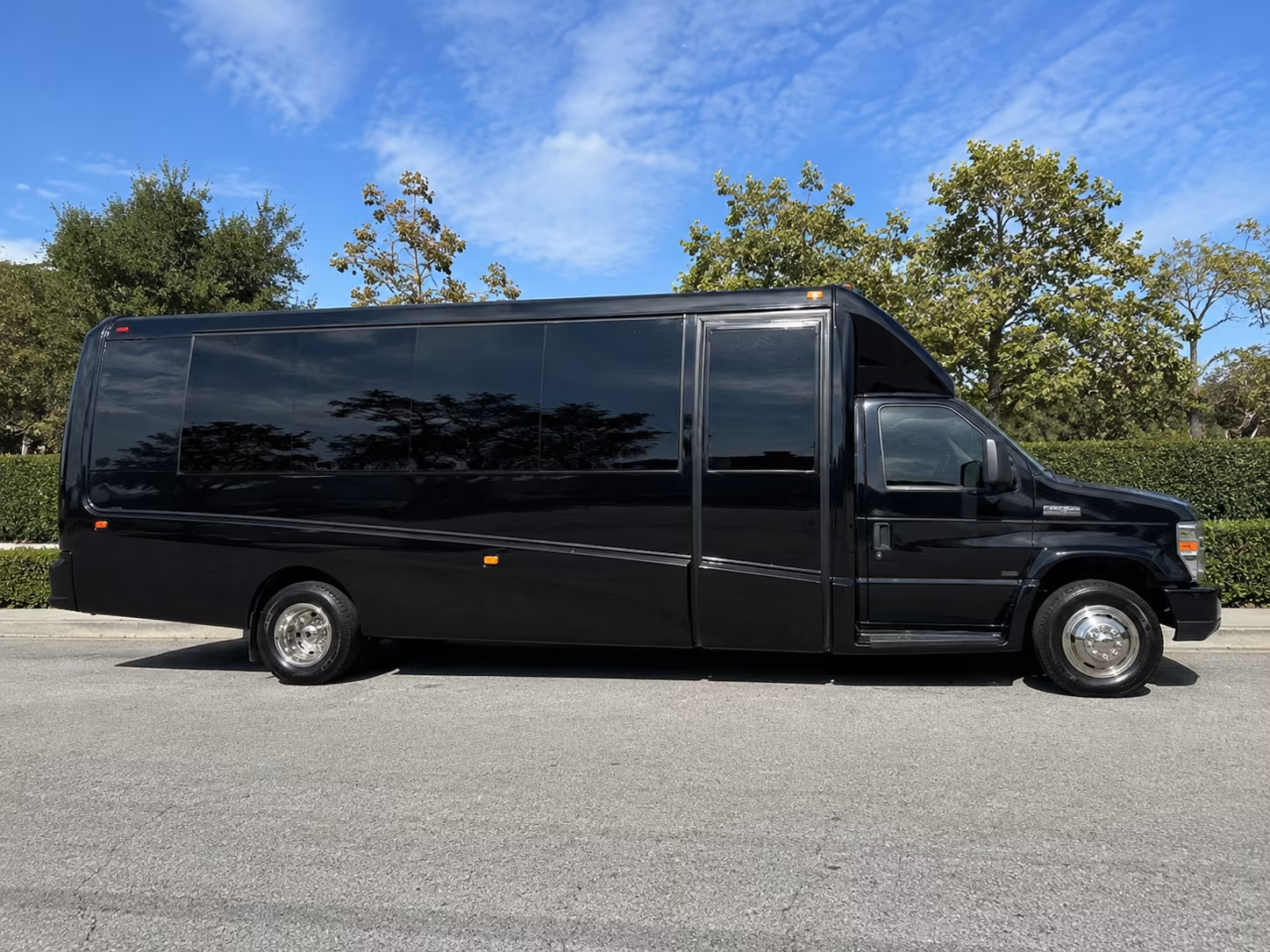 tampa wine tour transportation
